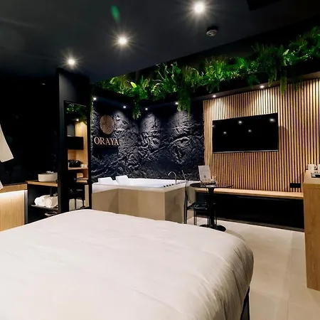 Oraya - Private Movie Theater & - Apartamento